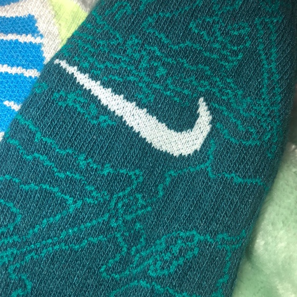 6 pairs of Nike Socks: Elite, Basketball - Picture 3 of 4
